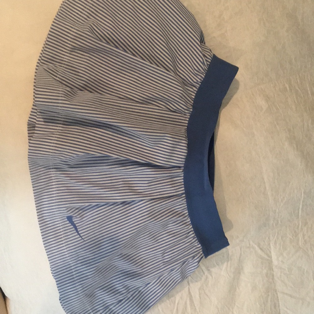 Nike skort size small